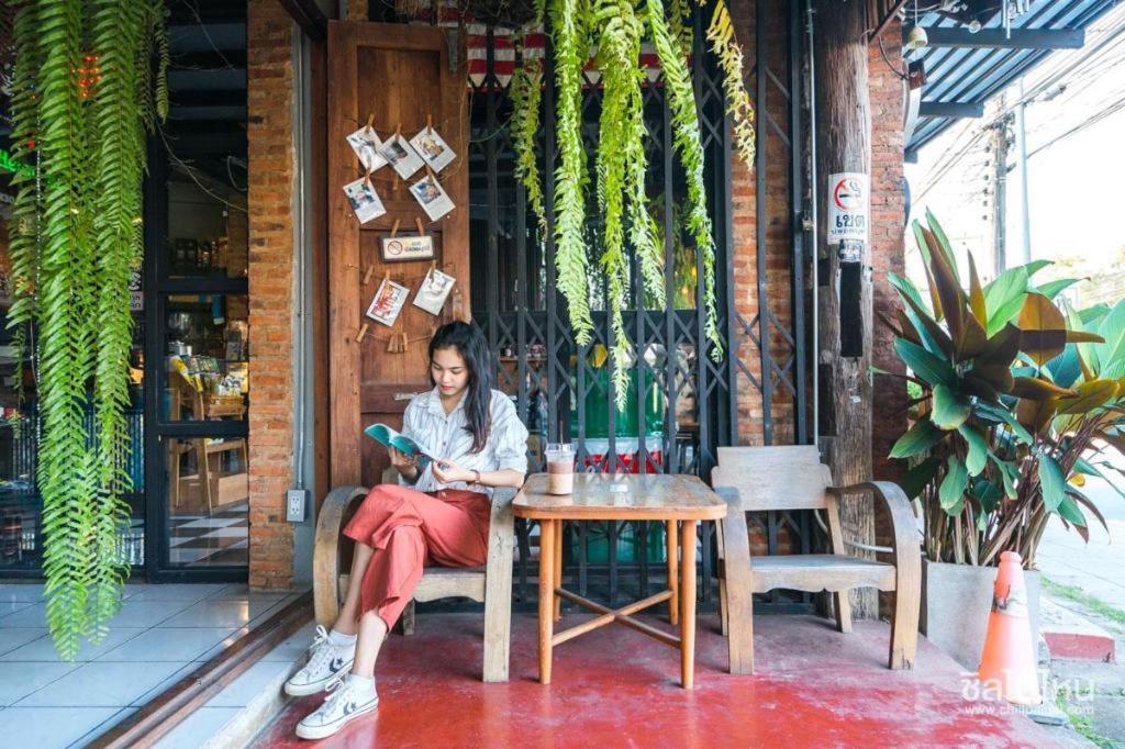 Huen Chang Puek Hotel Nan Exterior foto
