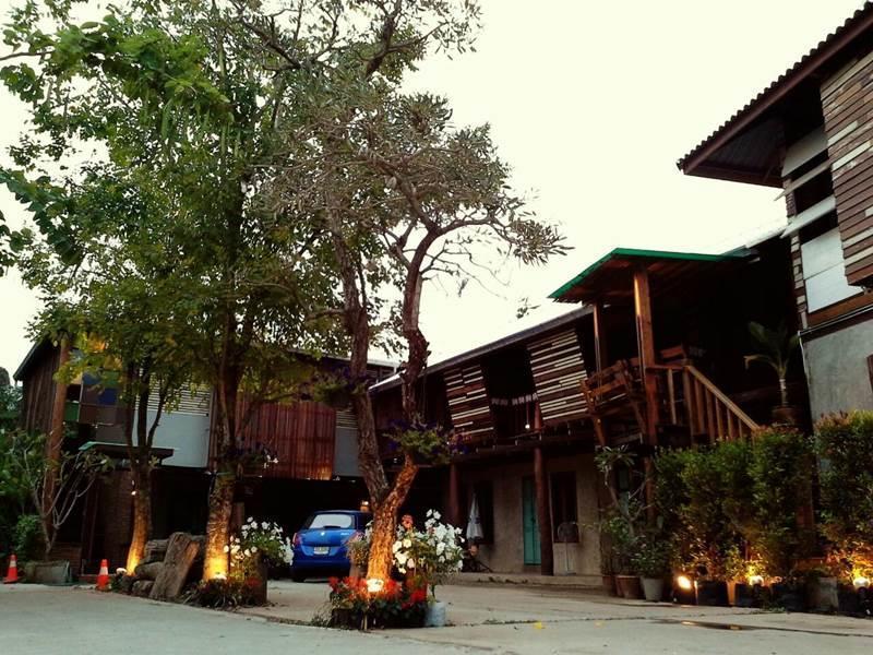 Huen Chang Puek Hotel Nan Exterior foto